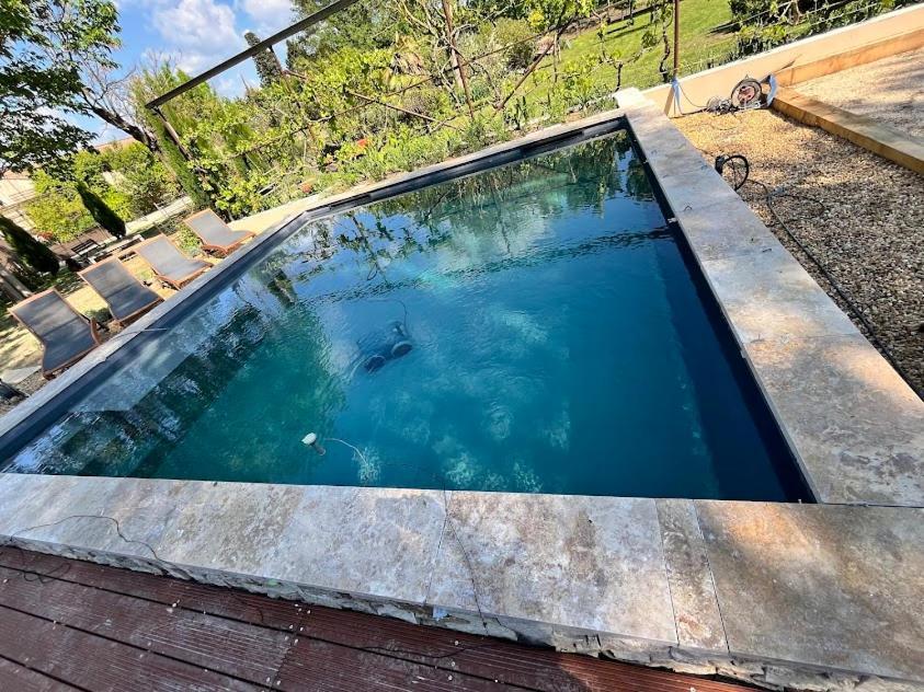 ペルヌ・レ・フォンテーヌLa Provence Avec Piscine Privative En Campagneアパートメント エクステリア 写真